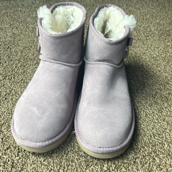 Light Purple Koolaburra by Ugg boots 💜 - Picture 3 of 4
